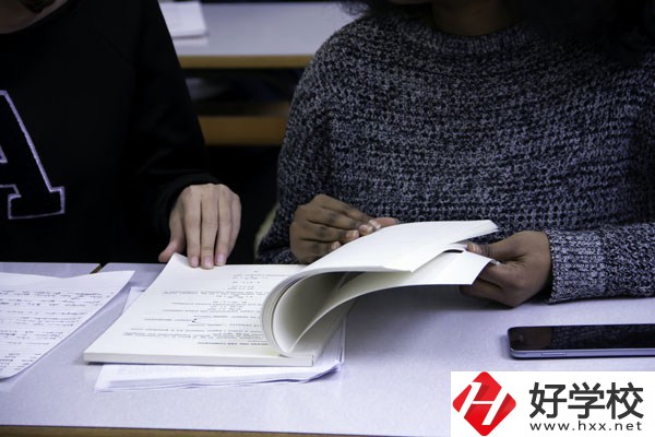 湖南懷化商業(yè)學校環(huán)境好不好？宿舍怎么樣？