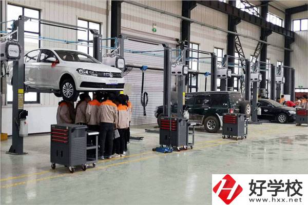 婁底市哪所技校比較好？有哪些專業(yè)？