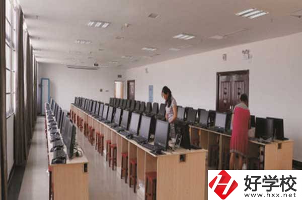 湘西州經(jīng)濟(jì)貿(mào)易學(xué)校有哪些招生專業(yè)？