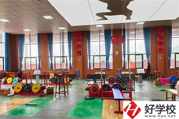在邵陽想學(xué)體育可以去哪所職校？學(xué)體育好就業(yè)嗎？