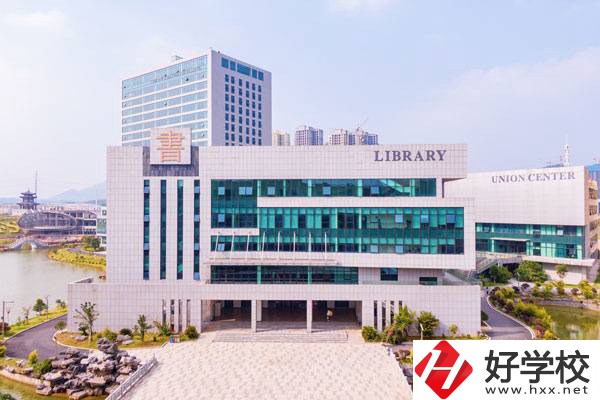 長沙學(xué)外語讀什么職校好？有什么辦學(xué)優(yōu)勢？