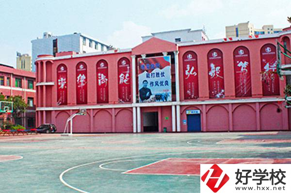 長沙環(huán)球職業(yè)中專開設了哪些熱門專業(yè)？