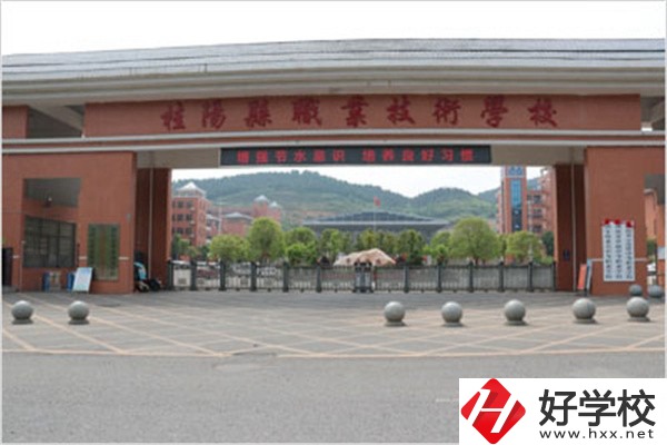 郴州排名前三的中專是哪幾所？有什么辦學(xué)優(yōu)勢？