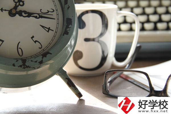 懷化市旅游學(xué)校怎么樣？宿舍好不好？