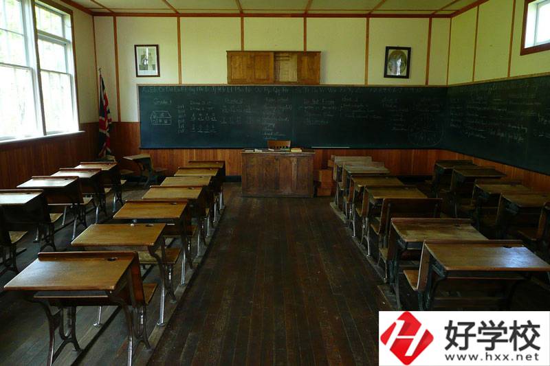 湘西州經(jīng)濟(jì)貿(mào)易學(xué)校是公辦學(xué)校嗎？怎么樣？