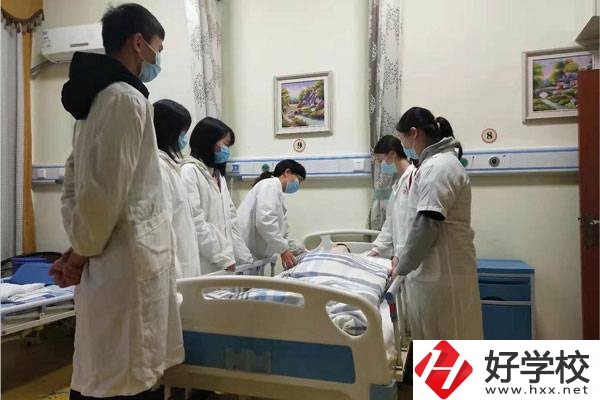 往屆初中畢業(yè)生也能讀中專嗎？湖南有哪些合適的學校？