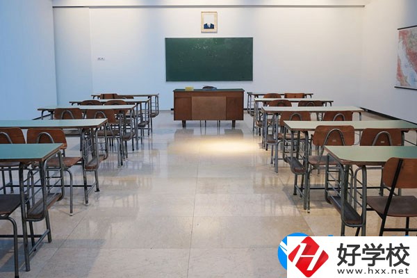 株洲最好的職業(yè)學(xué)校是哪個(gè)？宿舍怎么樣？