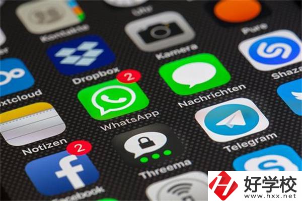 湖南職校學(xué)什么專業(yè)更好就業(yè)？職校生真的容易就業(yè)嗎？
