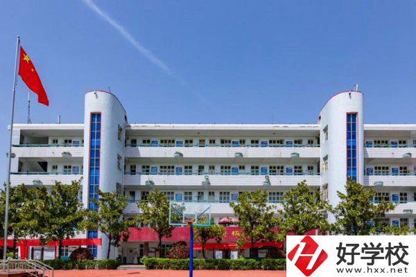 株洲軌道交通職業(yè)技術(shù)學校位置在哪里？乘車路線有哪些？
