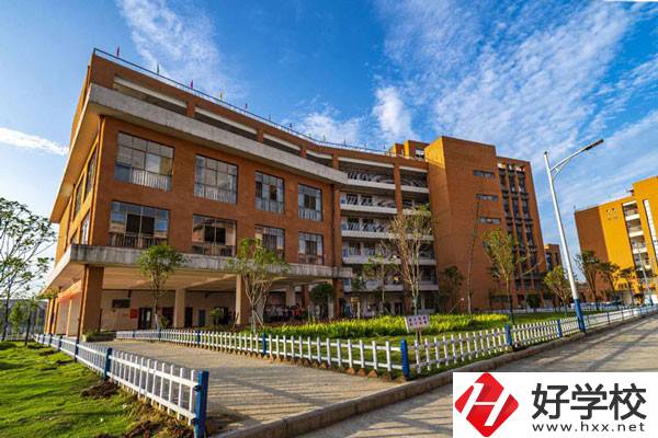 婁底有沒有對(duì)口升學(xué)率比較高的中職學(xué)校？