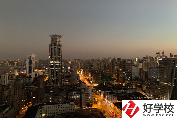 攸縣求實職業(yè)技術(shù)學(xué)校的平面設(shè)計專業(yè)怎么樣？就業(yè)前景如何？