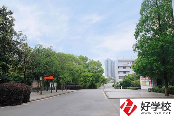 邵陽(yáng)工業(yè)學(xué)校怎么樣？就業(yè)前景如何？