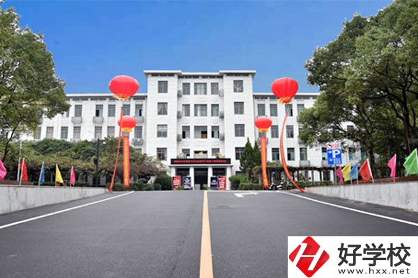 湘潭鋼鐵職業(yè)中等專業(yè)學校怎么樣？口碑好嗎？