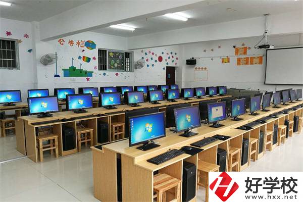 邵陽(yáng)有適合女生就讀的中專嗎？有什么專業(yè)可以學(xué)習(xí)？