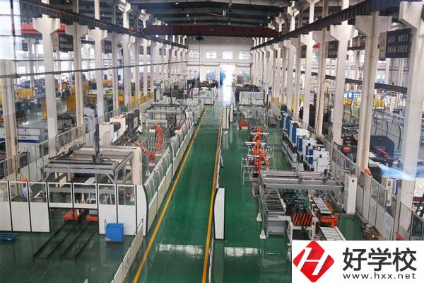 蔡倫科技中等職業(yè)學(xué)校好不好？有哪些專業(yè)？
