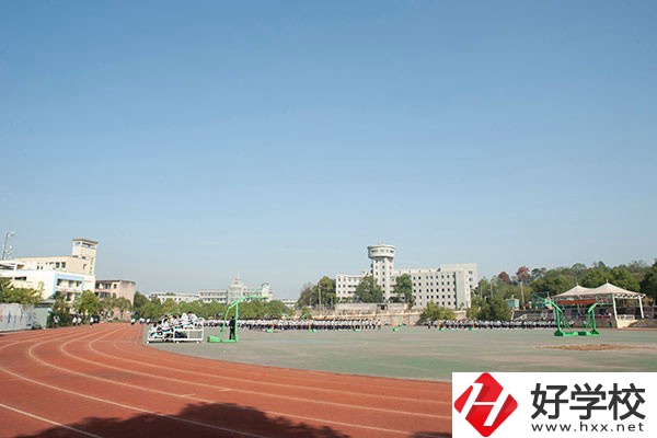 衡陽(yáng)幼師學(xué)校學(xué)費(fèi)是多少？專業(yè)就業(yè)前景怎么樣？