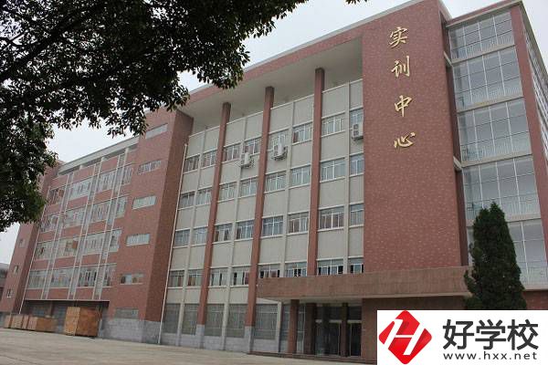 岳陽公辦中專都有哪些學校？有哪些專業(yè)？