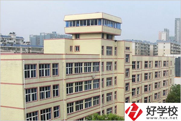 郴州工業(yè)交通職校的辦學(xué)類型是什么？有什么專業(yè)？