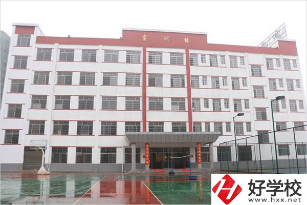 寧遠(yuǎn)縣職業(yè)中專學(xué)校辦學(xué)怎么樣？就業(yè)升學(xué)情況如何？